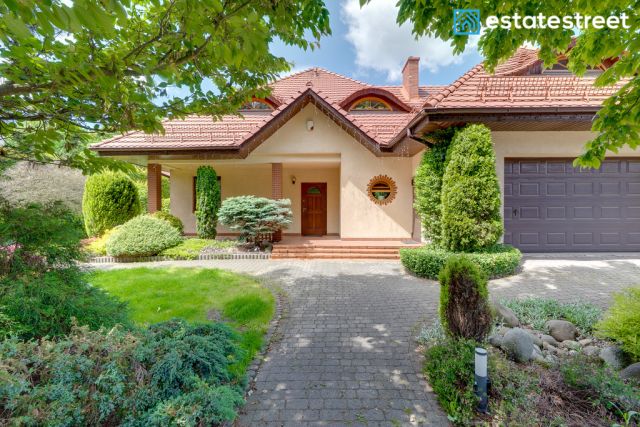 dom wolnostojący, 5 pokoi Katowice Janów, ul. Leśnego Potoku. Zdjęcie 1