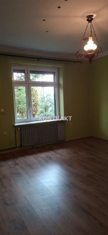 dom wolnostojący, 8 pokoi Chełmek, ul. Piastowska. Zdjęcie 12