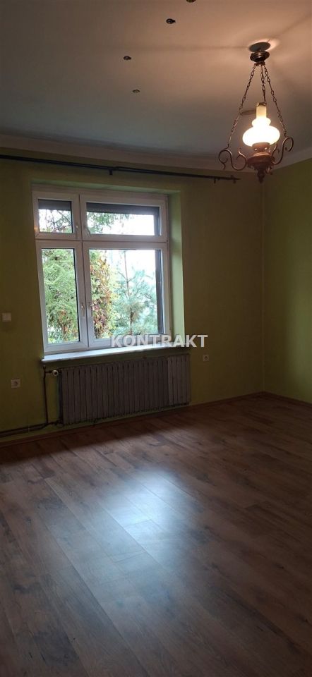 dom wolnostojący, 8 pokoi Chełmek, ul. Piastowska. Zdjęcie 12