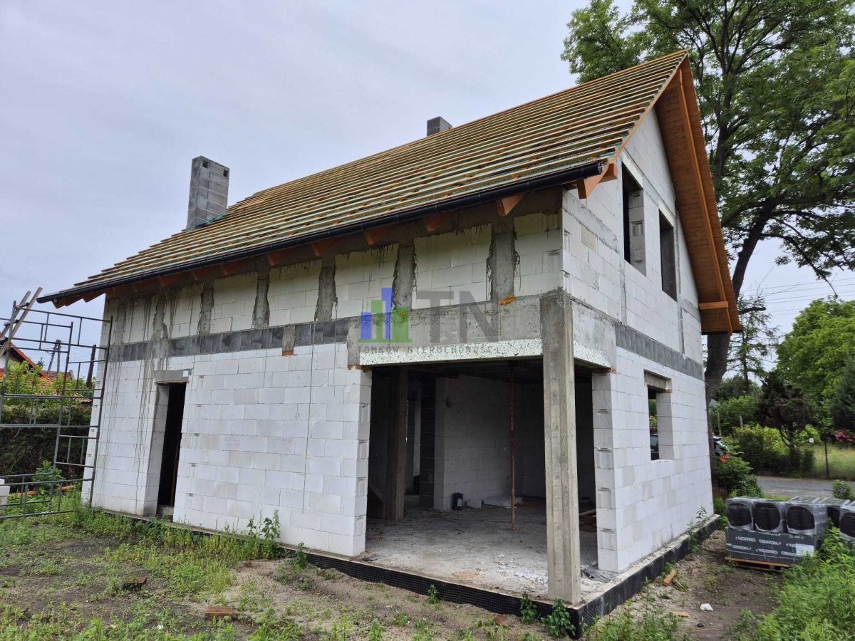 dom wolnostojący, 4 pokoje Czernica. Zdjęcie 3