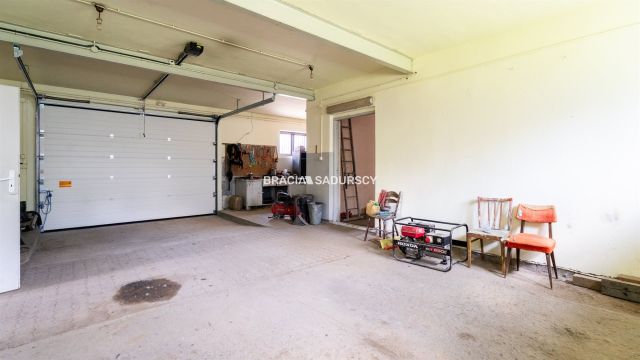 Lokal Kraków Nowa Huta, ul. Jeżynowa. Zdjęcie 23