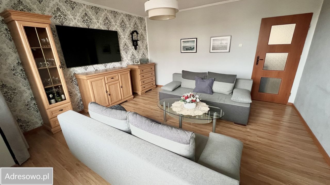 Mieszkanie 4-pokojowe Polanów, ul. Mariańskie Wzgórze. Zdjęcie 1