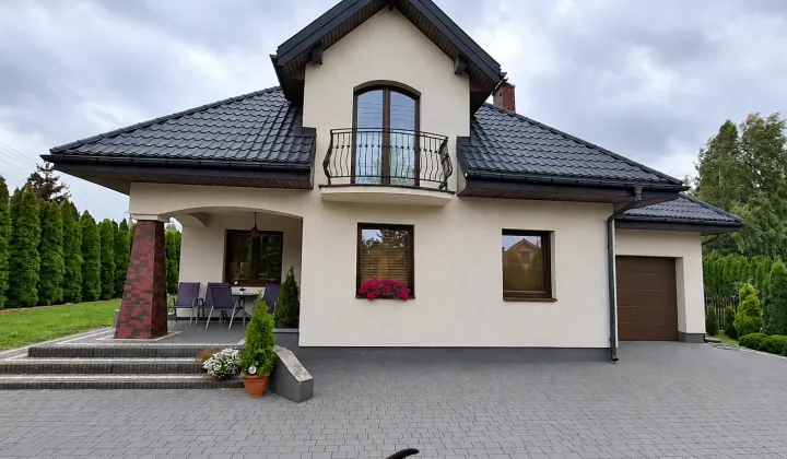 dom wolnostojący, 5 pokoi Dobieszyn, ul. Główna