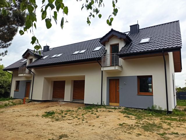 bliźniak, 3 pokoje Wierzchowisko, ul. Działkowa. Zdjęcie 1