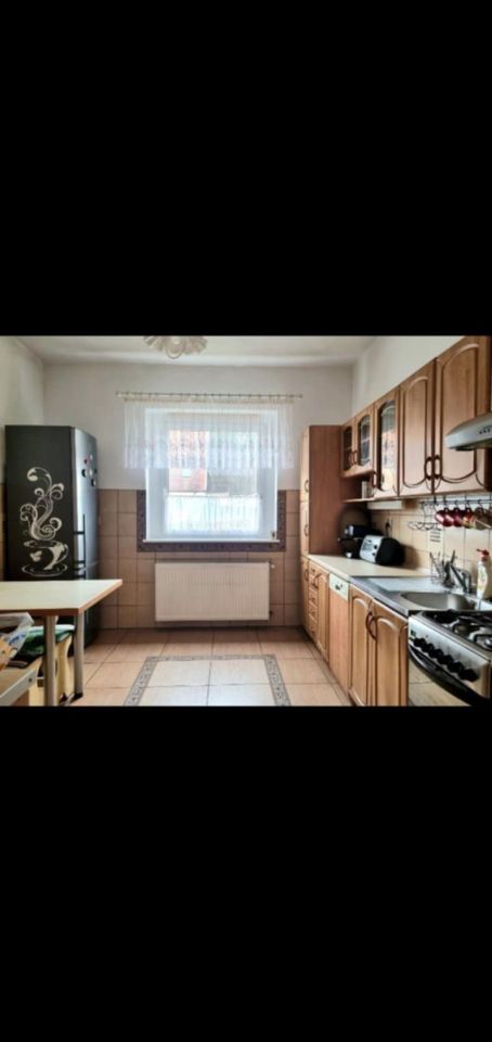 bliźniak, 7 pokoi Jasień. Zdjęcie 2