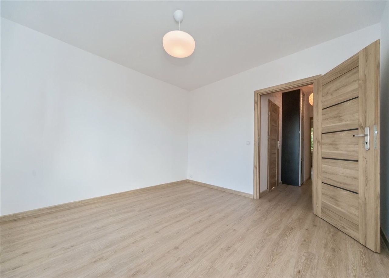 Mieszkanie 2-pokojowe Bielsko-Biała Złote Łany, ul. Juliana Tuwima. Zdjęcie 5