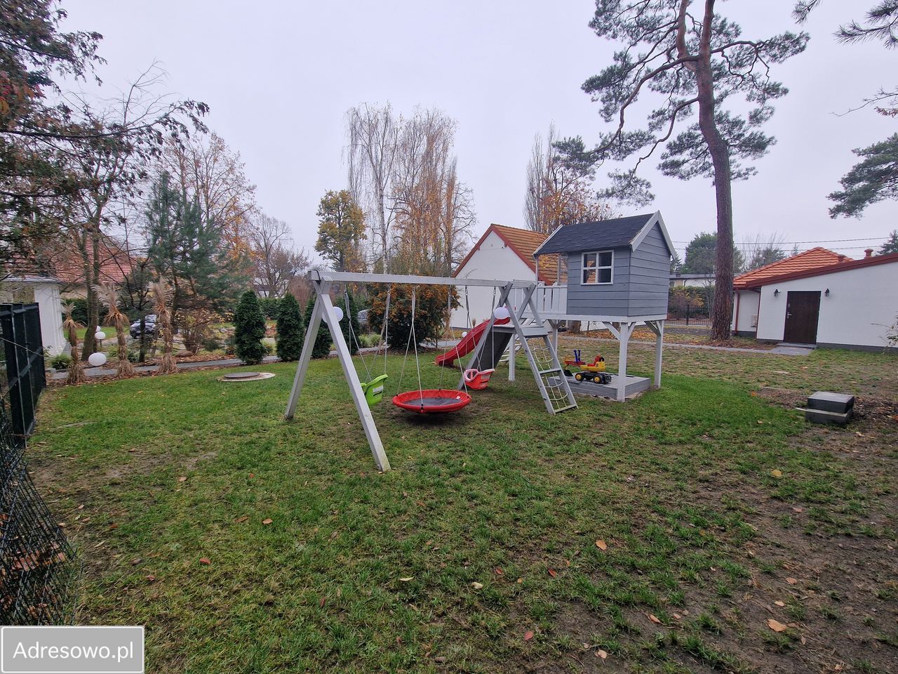 dworek, 8 pokoi Komorów. Zdjęcie 12