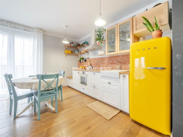 Mieszkanie 4-pokojowe Kraków, ul. Żabiniec. Zdjęcie 31