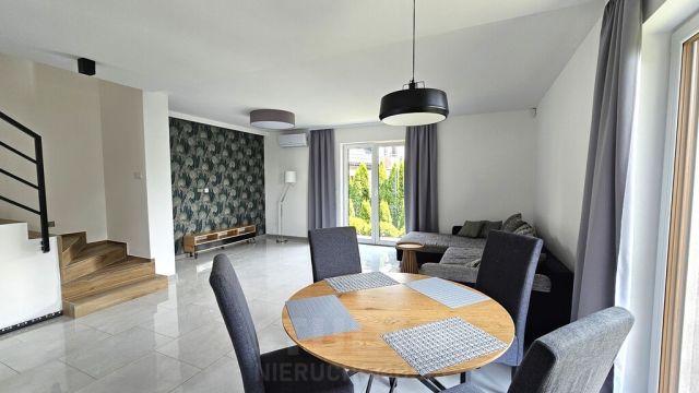 Mieszkanie 4-pokojowe Kraków Bielany, ul. Kaszubska. Zdjęcie 2