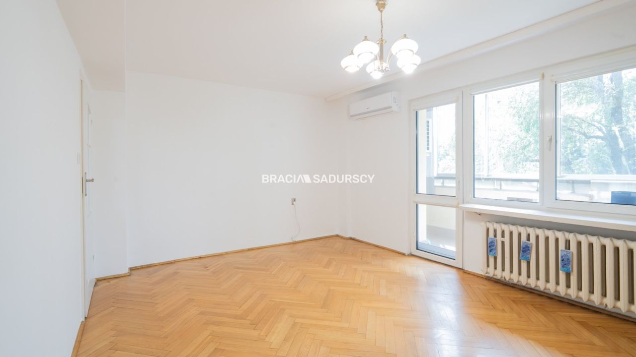 Mieszkanie 2-pokojowe Kraków Nowa Huta, os. Kolorowe. Zdjęcie 3