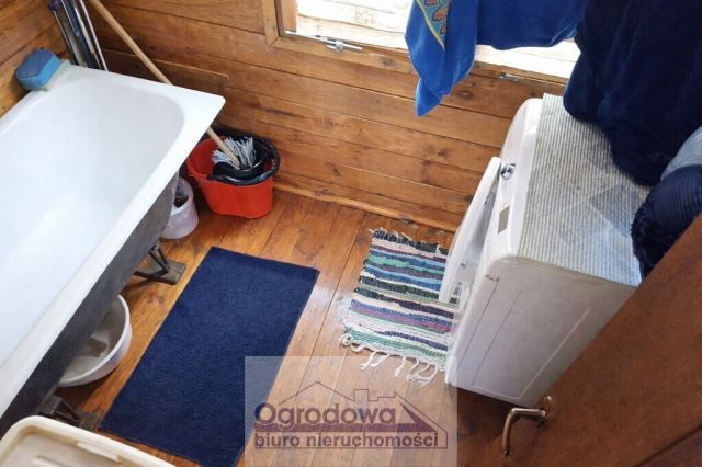 dom wolnostojący, 3 pokoje Urle. Zdjęcie 9