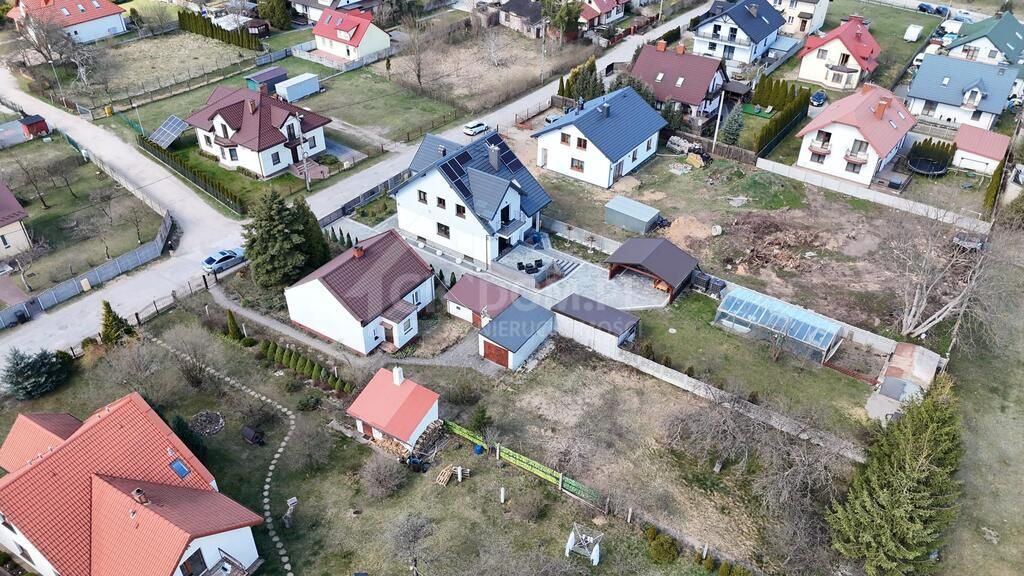 dom wolnostojący, 2 pokoje Kielce Biesaki. Zdjęcie 14