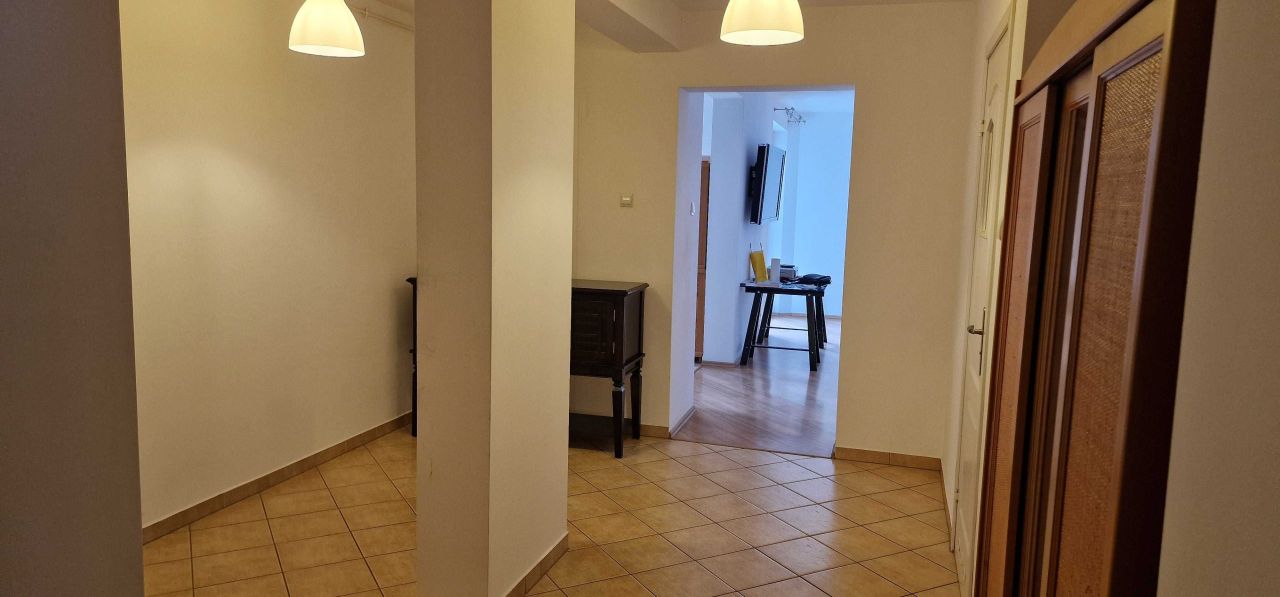 Mieszkanie 3-pokojowe Jelenia Góra Centrum. Zdjęcie 6