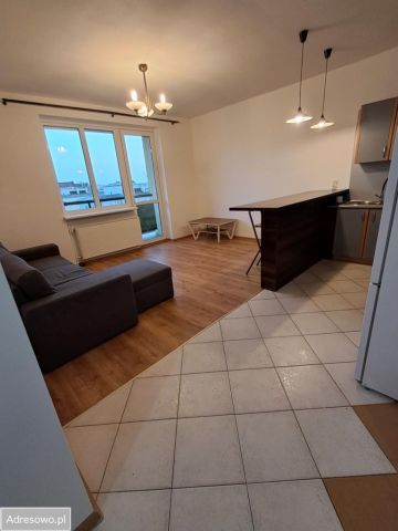 Mieszkanie 2-pokojowe Toruń Bydgoskie Przedmieście, ul. Władysława Broniewskiego. Zdjęcie 1