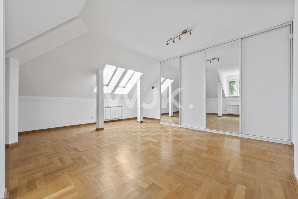 dom wolnostojący, 8 pokoi Konstancin-Jeziorna. Zdjęcie 14