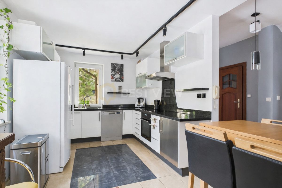 bliźniak, 4 pokoje Łomianki Dolne, al. Fryderyka Chopina. Zdjęcie 5