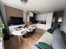 Mieszkanie 3-pokojowe Świebodzice Osiedle Piastowskie, ul. Bolesława Chrobrego. Zdjęcie 1