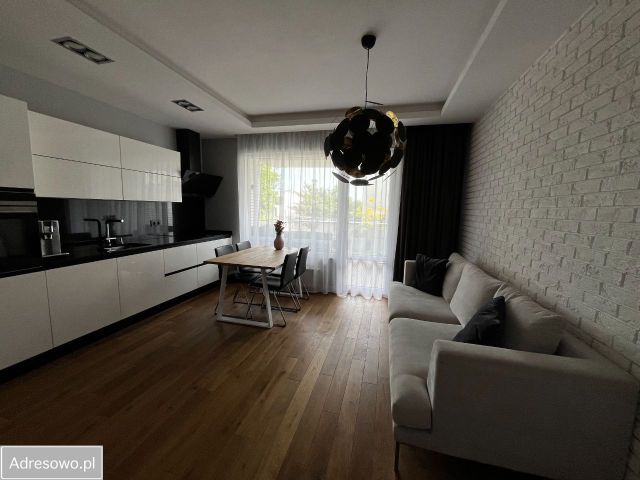 Mieszkanie 3-pokojowe Warszawa Zawady, ul. Bruzdowa. Zdjęcie 1