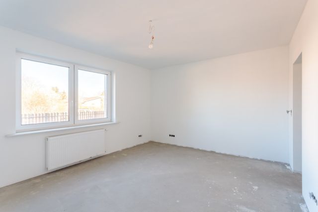 dom wolnostojący, 7 pokoi Kobyłka. Zdjęcie 5