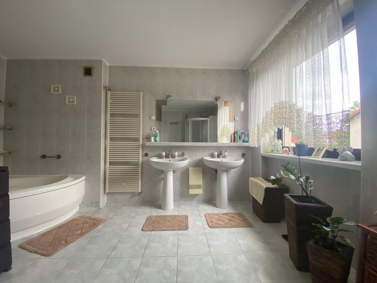 dom szeregowy, 7 pokoi Częstochowa Tysiąclecie, ul. Obrońców Poczty Gdańskiej. Zdjęcie 17