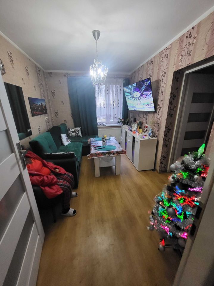 dom wolnostojący, 12 pokoi Krzyżanki. Zdjęcie 2