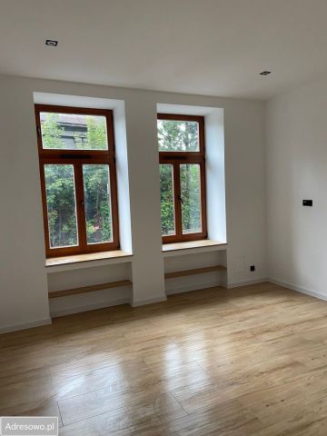 Mieszkanie 2-pokojowe Cieszyn, ul. dr. Jana Michejdy. Zdjęcie 1