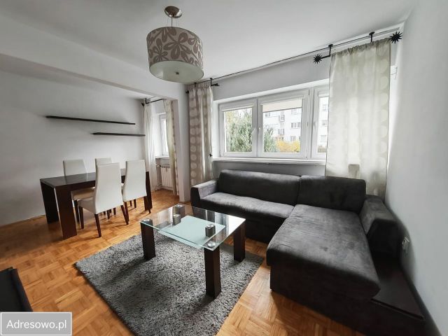 Mieszkanie 3-pokojowe Warszawa Bielany, ul. Jana Kochanowskiego. Zdjęcie 1