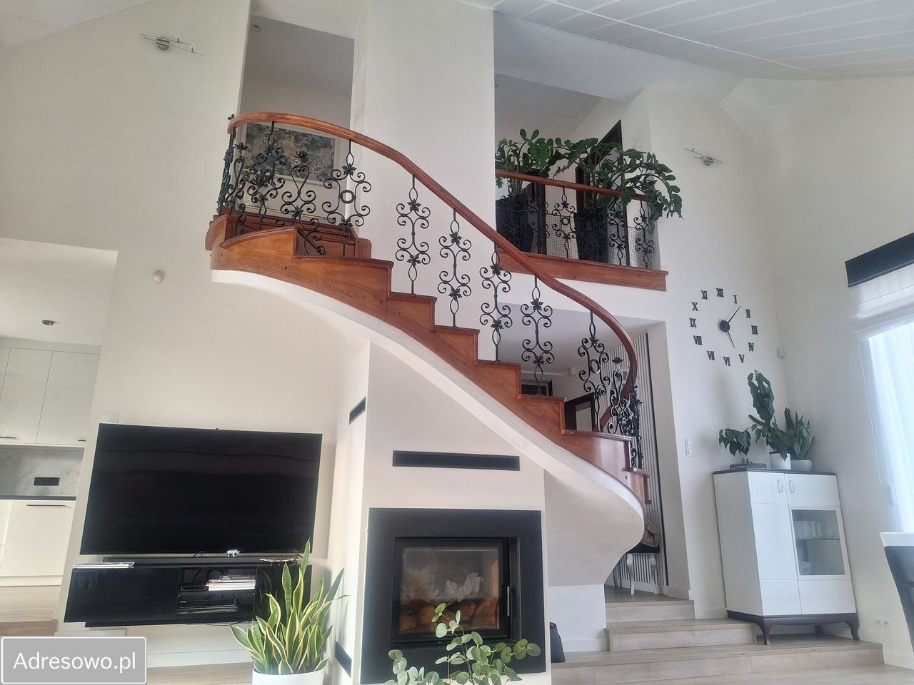 dom wolnostojący, 4 pokoje Żabnica. Zdjęcie 2