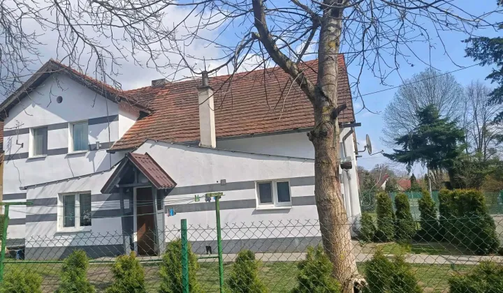 budynek wielorodzinny, 3 pokoje Rożnów