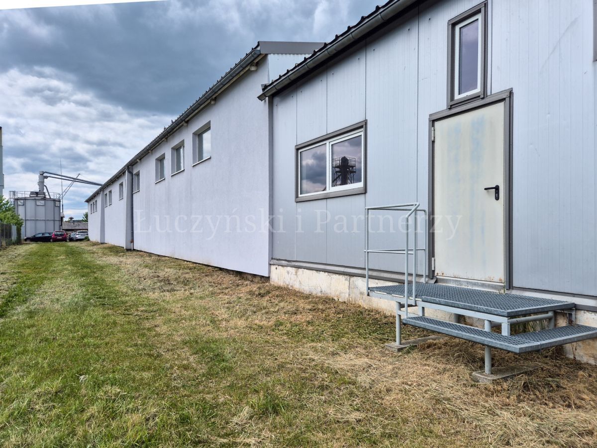 Hala/magazyn Siedlęcin. Zdjęcie 12