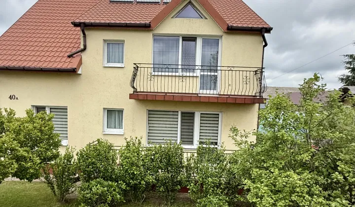 dom wolnostojący, 10 pokoi Bronisławka