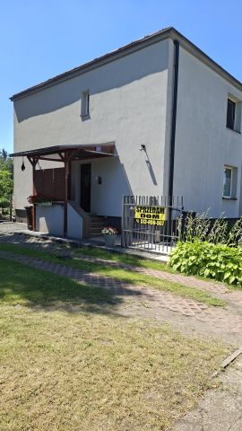 dom szeregowy, 3 pokoje Jaworzno Centrum, ul. Francesco Nullo. Zdjęcie 1