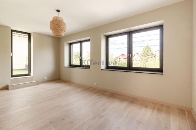 dom szeregowy, 7 pokoi Wrocław Nowy Dwór, ul. Witolda Gombrowicza. Zdjęcie 12