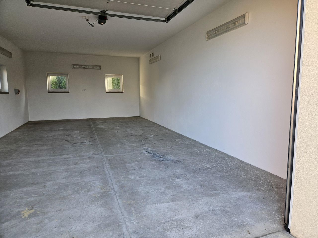 dom wolnostojący, 8 pokoi Busko-Zdrój Łagiewniki. Zdjęcie 9