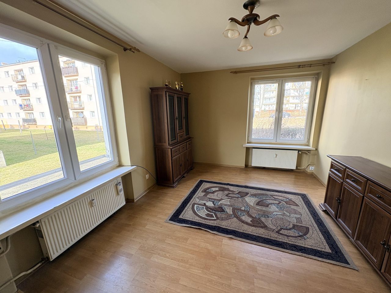 Mieszkanie 2-pokojowe Jelenia Góra Cieplice Śląskie-Zdrój. Zdjęcie 2