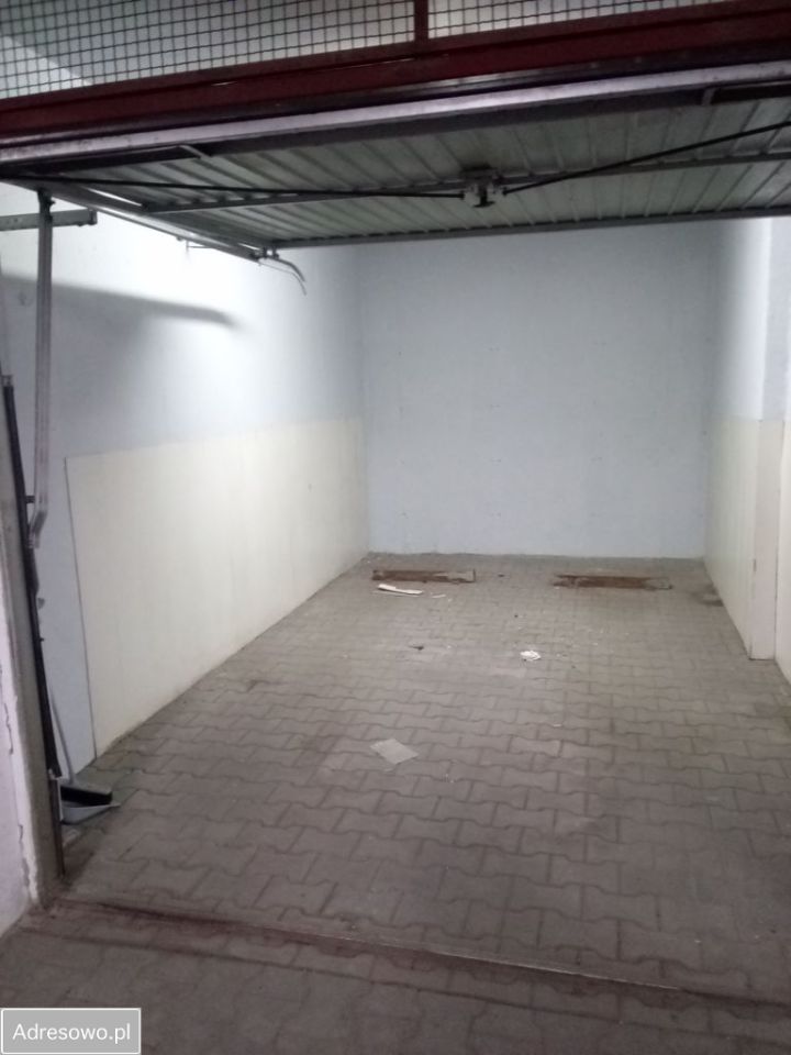 Garaż/miejsce parkingowe Kraków Mistrzejowice, ul. Wawelska