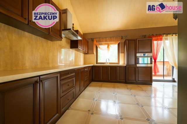 dom wolnostojący, 4 pokoje Dąbrówka, ul. Sosnowa. Zdjęcie 3