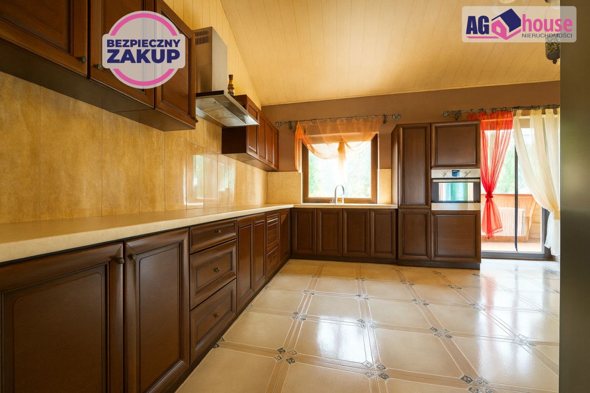 dom wolnostojący, 4 pokoje Dąbrówka, ul. Sosnowa. Zdjęcie 3