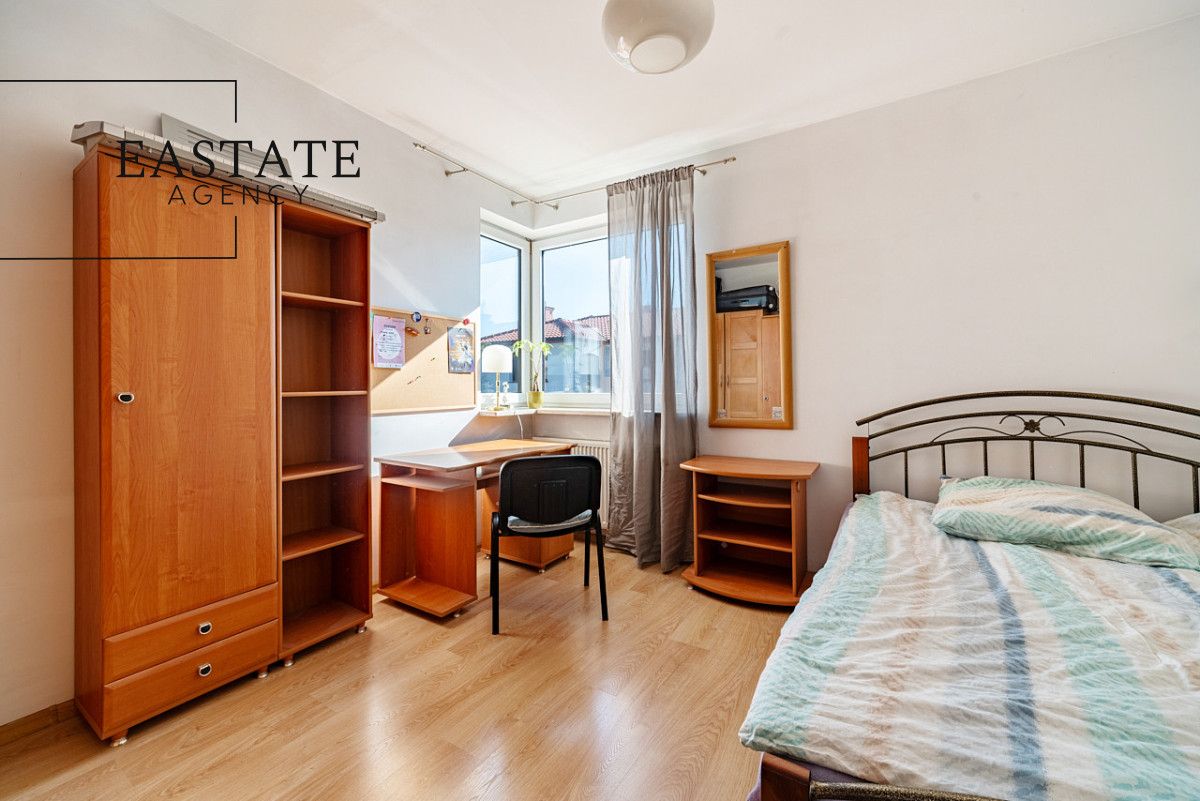 bliźniak, 9 pokoi Warszawa Wawer, ul. Wał Miedzeszyński. Zdjęcie 12