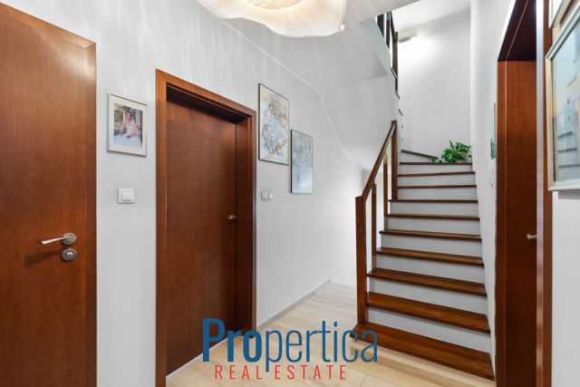 bliźniak, 5 pokoi Ożarów Mazowiecki, ul. Rumiana. Zdjęcie 13