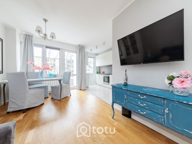 Mieszkanie 3-pokojowe Warszawa Wola, al. Jana Pawła II. Zdjęcie 8