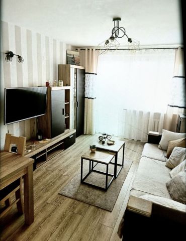 Mieszkanie 3-pokojowe Piła Górne. Zdjęcie 1