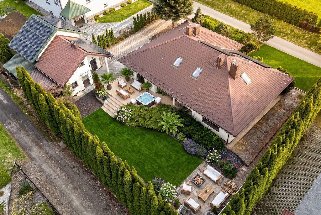 dom wolnostojący, 7 pokoi Rzeszów Budziwój, ul. Legionistów. Zdjęcie 2
