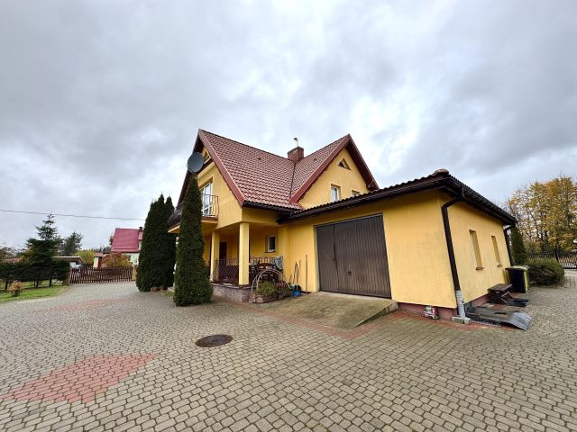 dom wolnostojący, 4 pokoje Sedranki. Zdjęcie 4