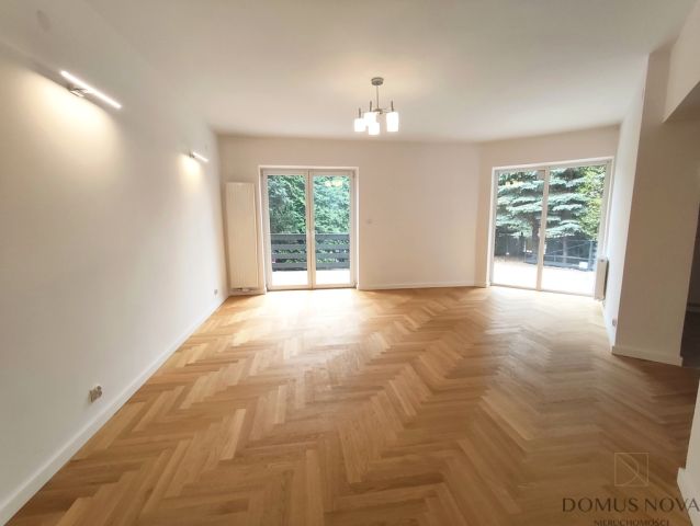 dom szeregowy, 8 pokoi Warszawa Mokotów, ul. Cypryjska. Zdjęcie 3