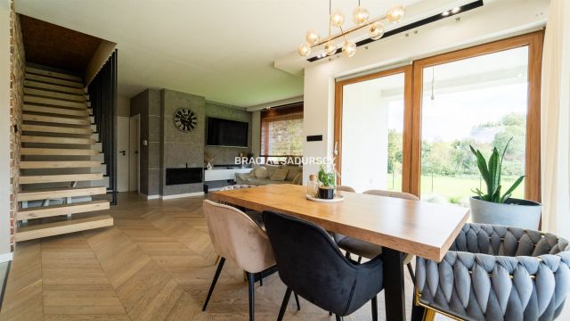 dom wolnostojący, 5 pokoi Marcyporęba, ul. Spacerowa. Zdjęcie 15