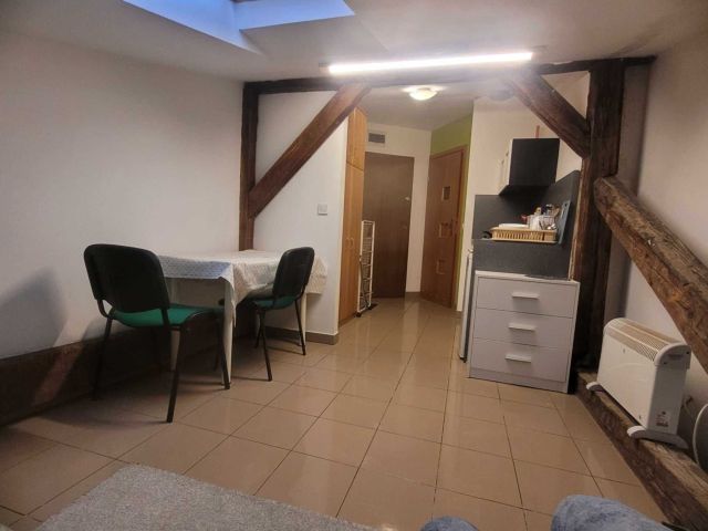 Mieszkanie 4-pokojowe Kraków Stare Miasto, ul. Kalwaryjska. Zdjęcie 1