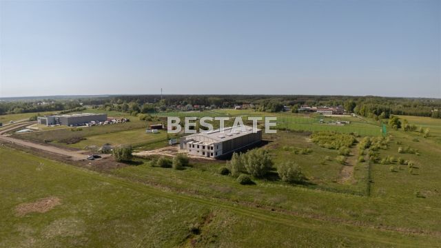 Hala/magazyn Tuszów Narodowy. Zdjęcie 13