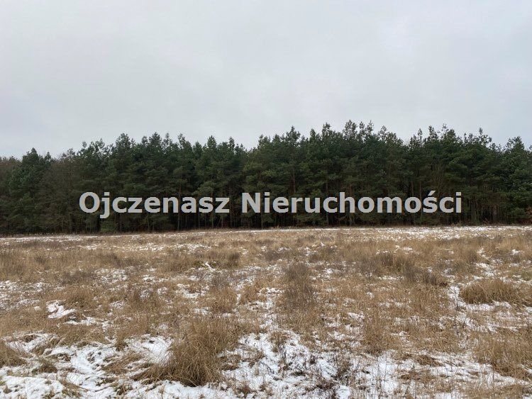 Działka budowlana Stronno. Zdjęcie 2