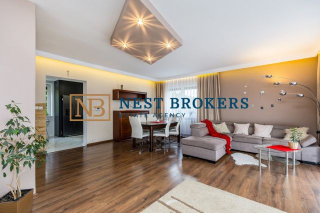 dom wolnostojący, 4 pokoje Kraków Nowa Huta, ul. Żaglowa. Zdjęcie 2